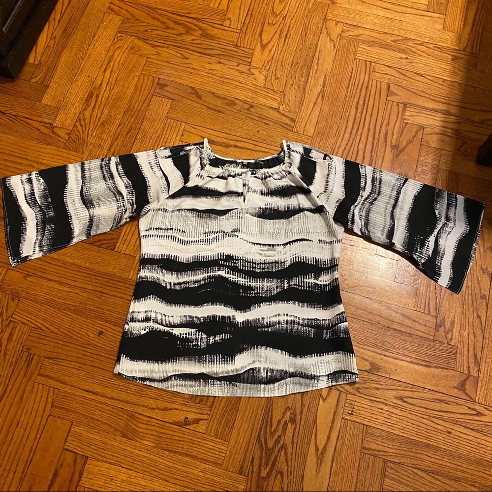 Milano Blouse - Picture 2 of 3